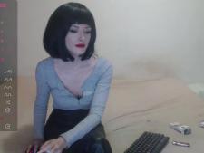 Webcam sex performances with our exciting webcam girl Emmily, origin Arabia