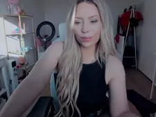 A normal webcam babe with blonde hair during webcam sex