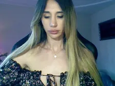 LolaBunny 180