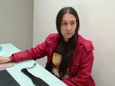 LaraDonavan 180