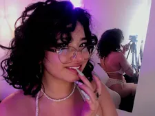 SunnyMayaa 18