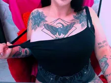 BustyRaven 38