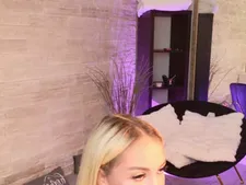 BlondieXStar 121
