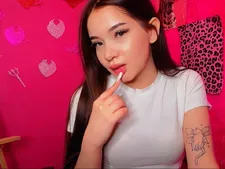 Alissia 8