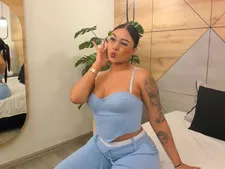 EmmaSaenz 139