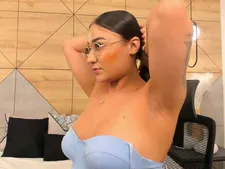 EmmaSaenz 143