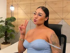 EmmaSaenz 146
